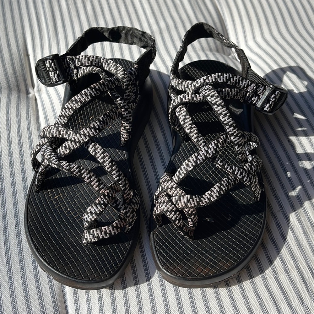 Women’s size 8 Chaco‘s